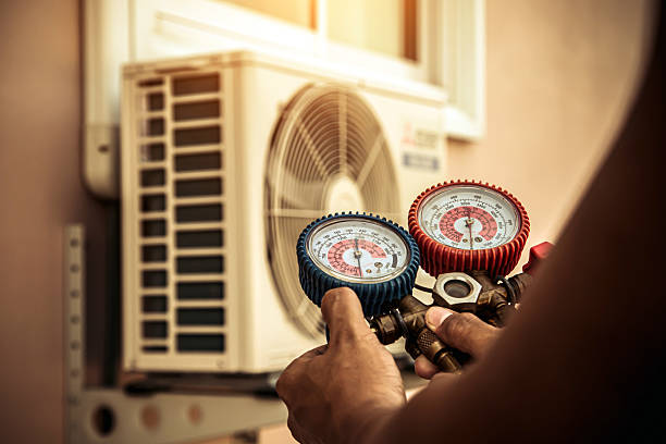 Professional Ductwork Repair technician working in North Uxbridge, MA